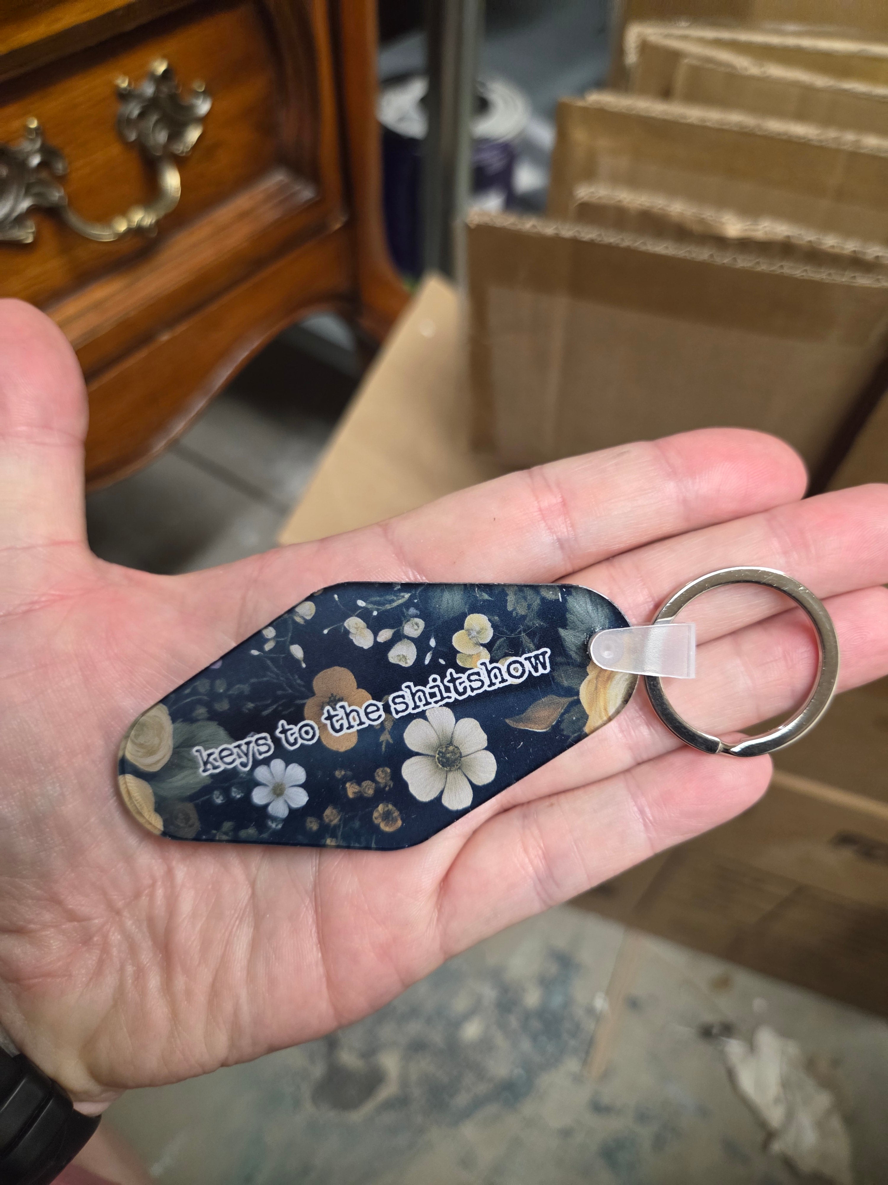 Sale Keyring - The Pretty Things.ca